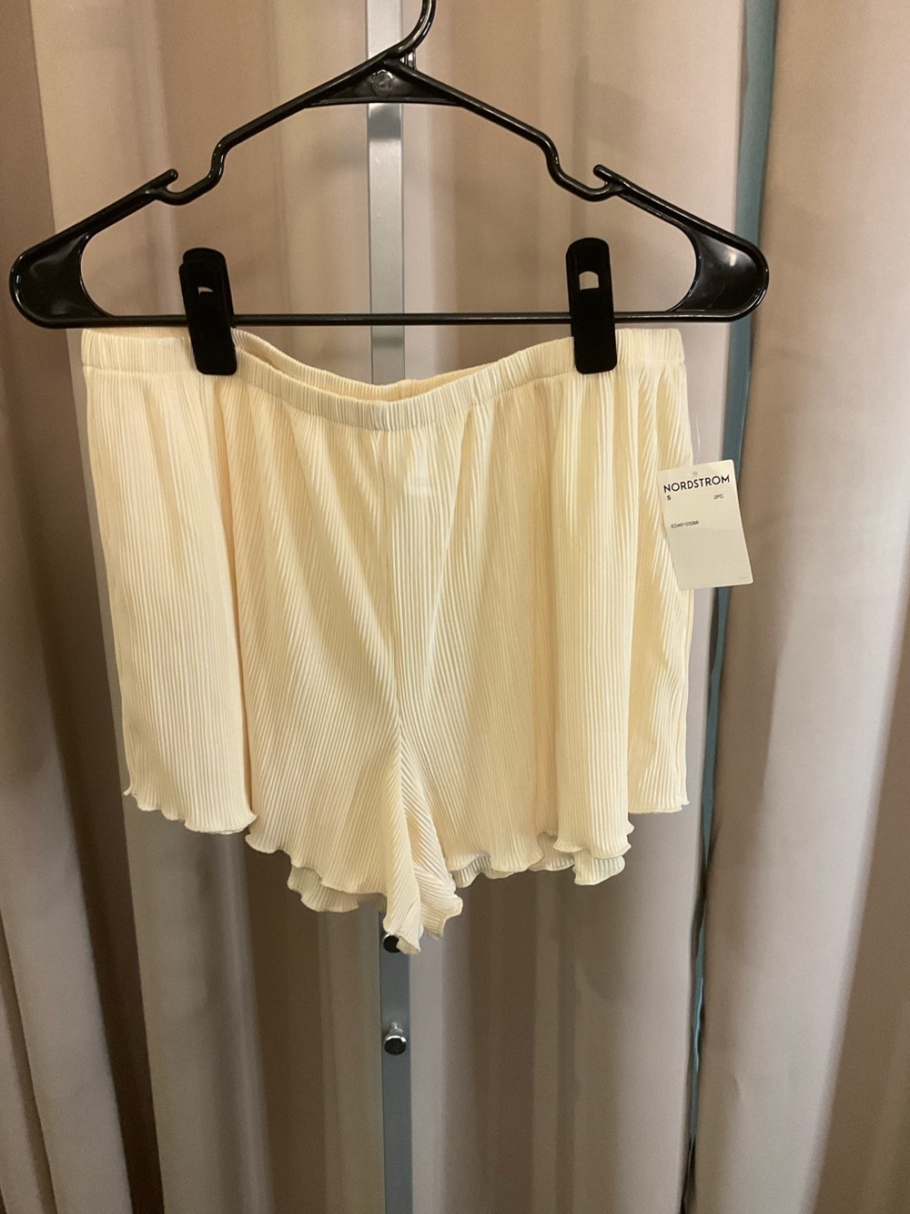 Open Edit Plissé Shorts NWOT
